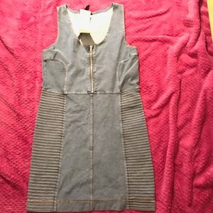 Super stretchy super cute denim dress NWT